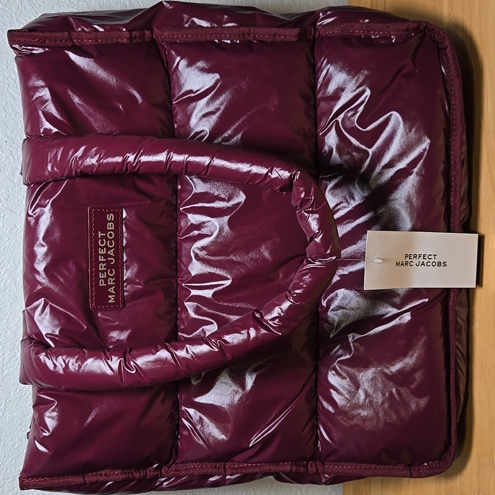 Marc Jacobs Perfect Puffer Tote - Picture 9 of 9